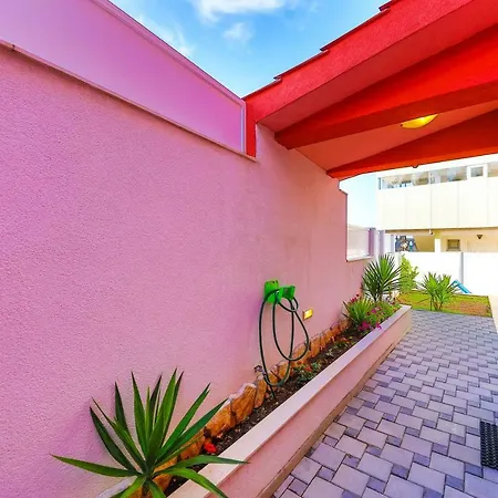 Sky בית נופש טרוגיר