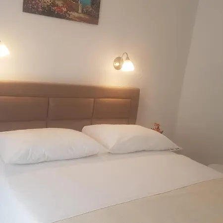 Sky Σπίτι διακοπών Τρογκίρ