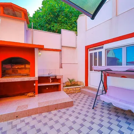 Damjan Holiday home